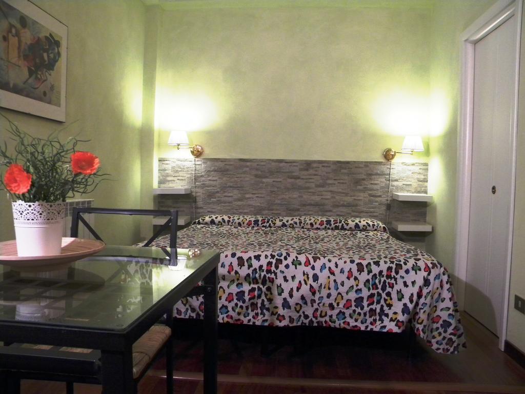 Gregory B&B Vatican Rome Room photo