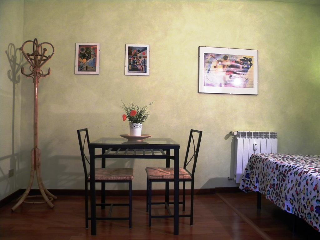 Gregory B&B Vatican Rome Room photo